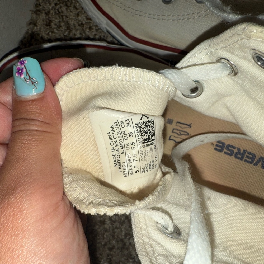 Converse - Picture 5 of 5